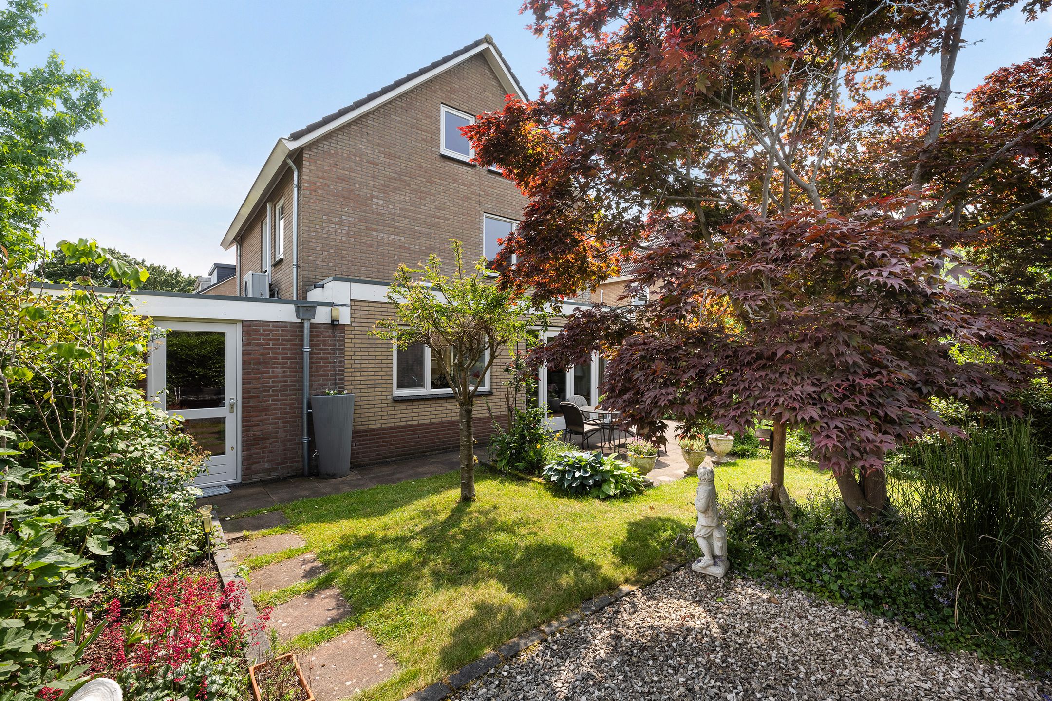 Photo 39 of Potmarge 16