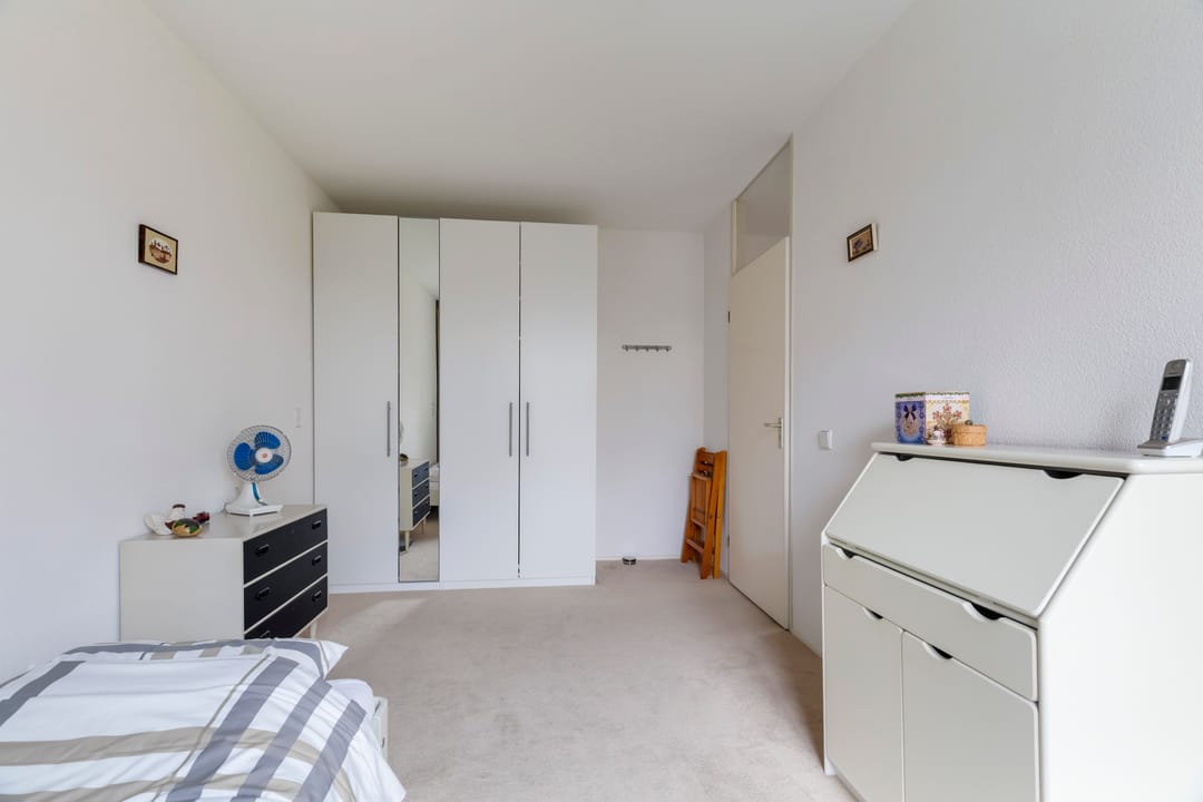 Spacious 3-Room Senior Apartment with Balcony in Barendrecht — 43