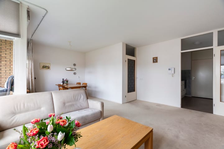 Spacious 3-Room Senior Apartment with Balcony in Barendrecht — 24
