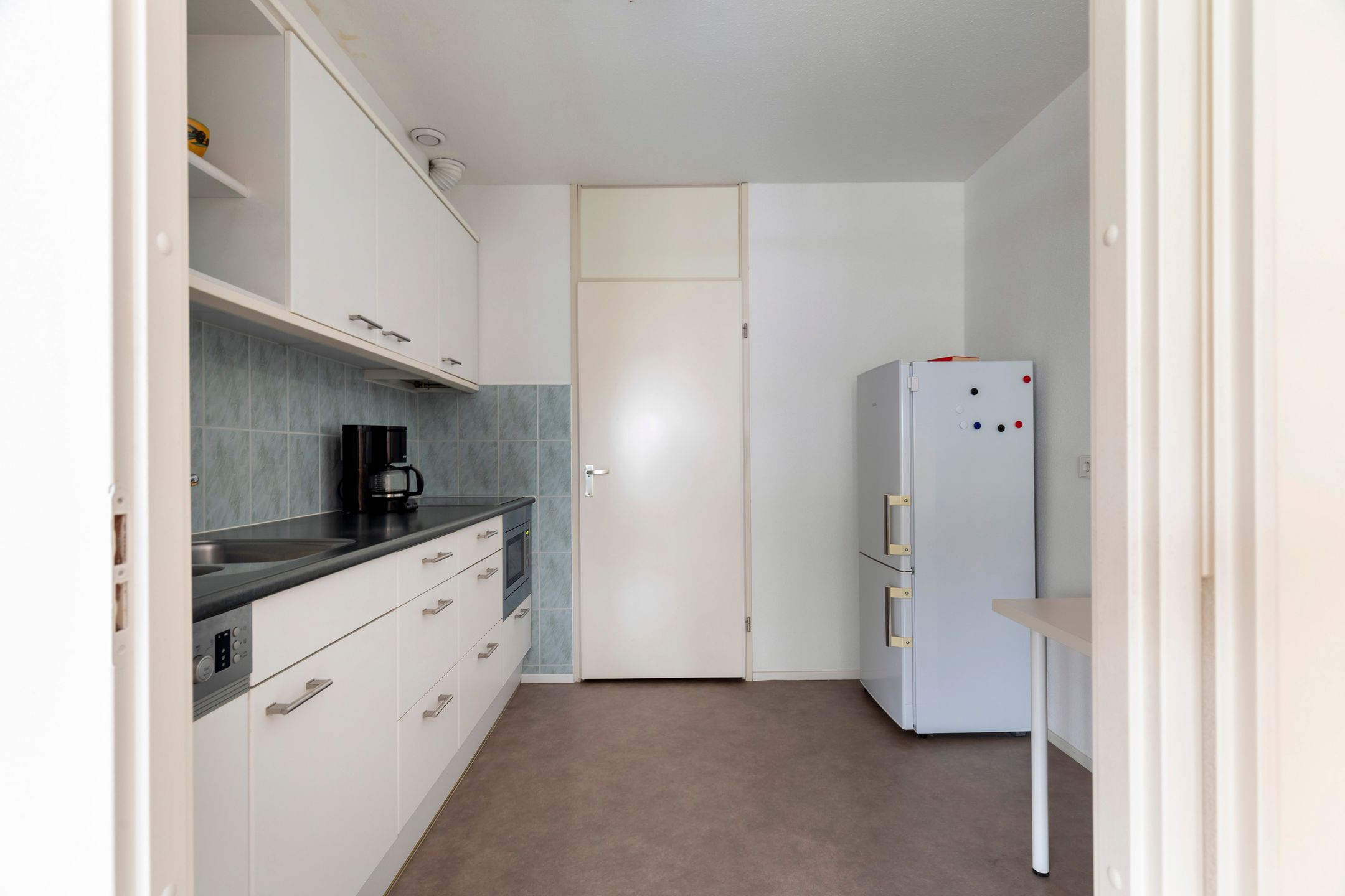 Spacious 3-Room Senior Apartment with Balcony in Barendrecht — 29