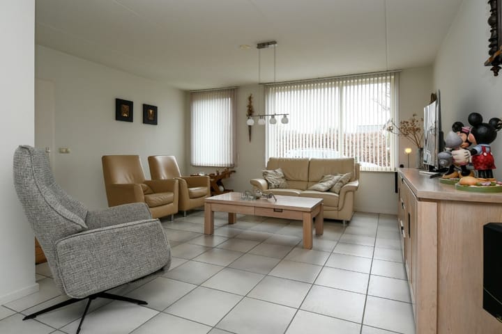 Foto 3 van Van Breestraat 6