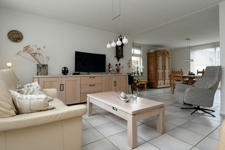 Foto 5 van Van Breestraat 6