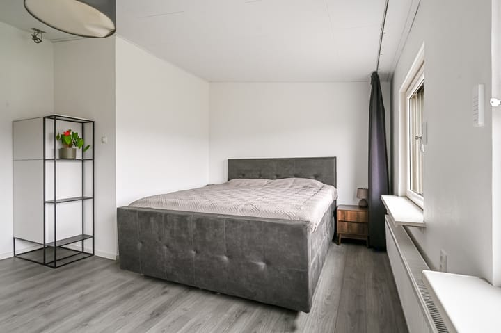 Foto 32 van van Cruiningenweg 16