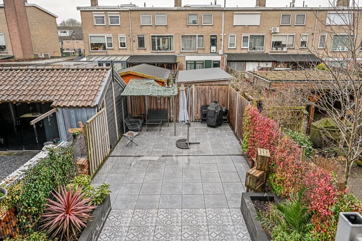 Foto 34 van van Cruiningenweg 16