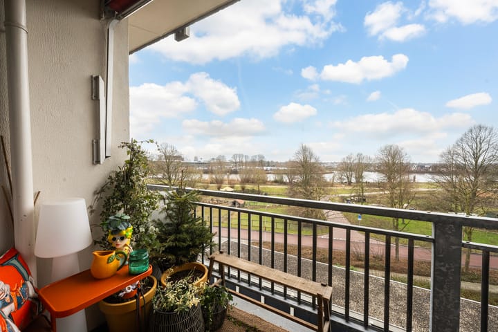 Apartment with panoramic water view in Zwolle — 32