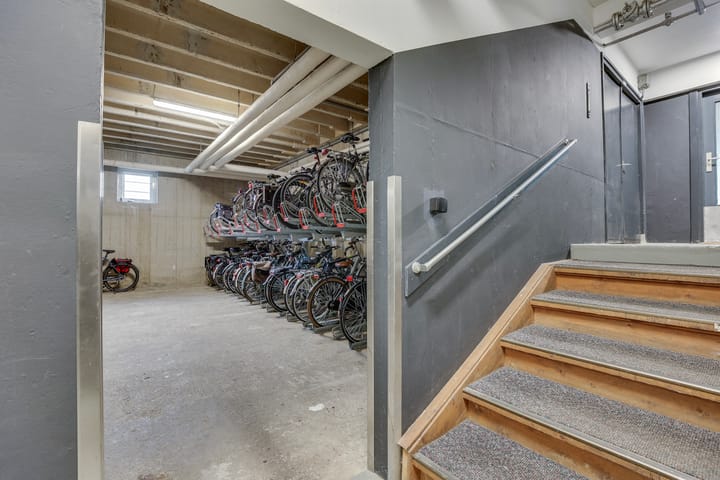 Apartment with panoramic water view in Zwolle — 52
