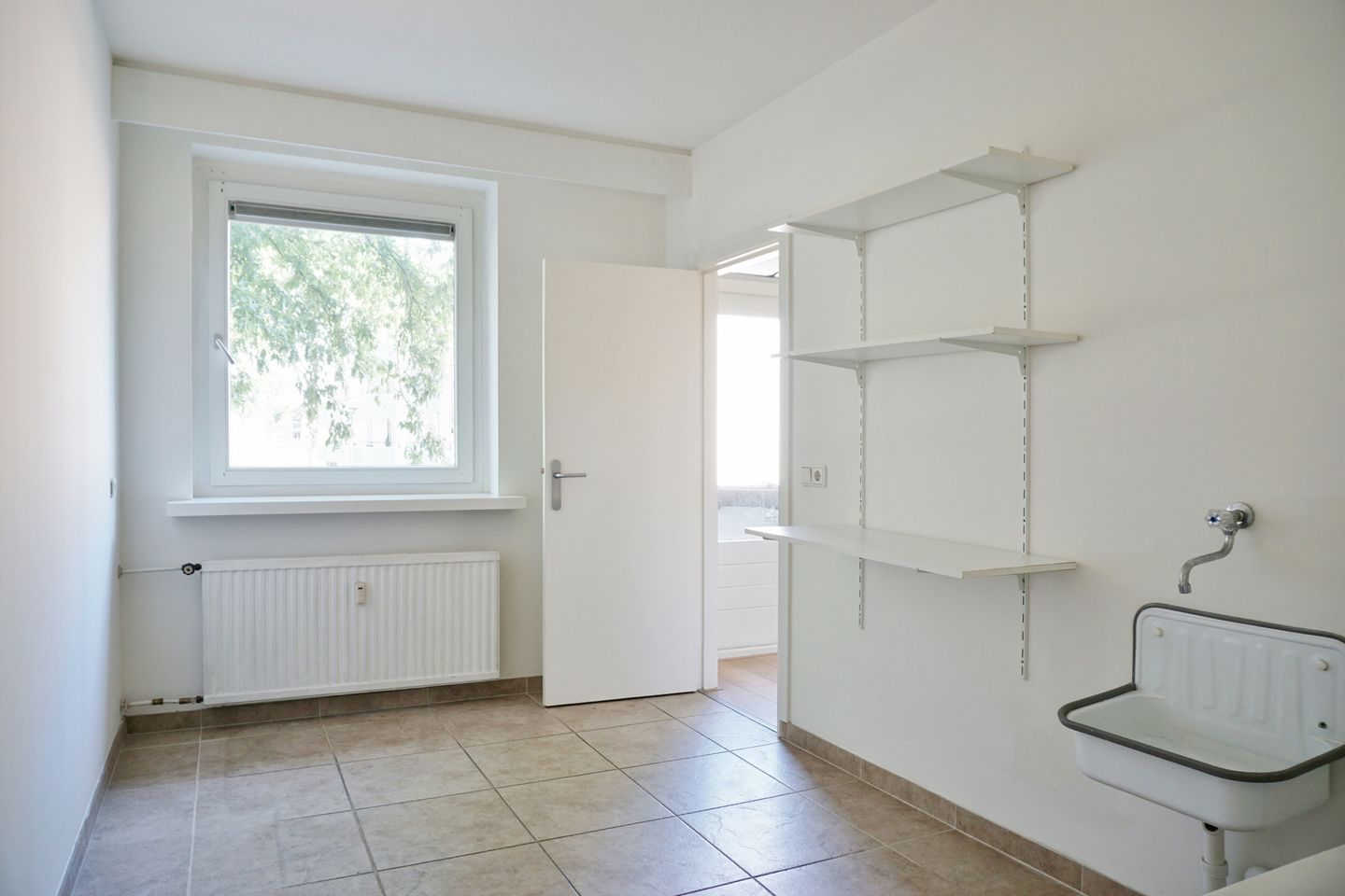 Photo 14 of Friezenlaan 136
