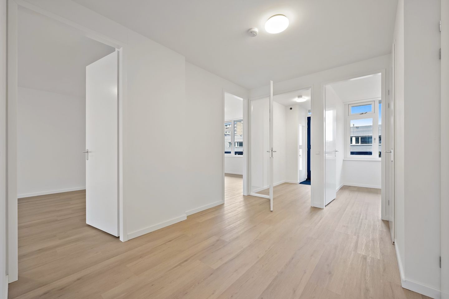 Photo 19 of Bucaillestraat 6