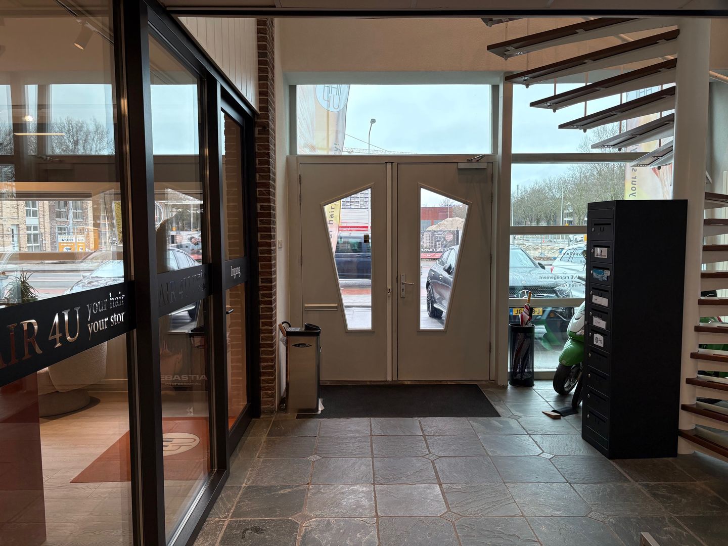 View photo 2 of Paltrokstraat 20