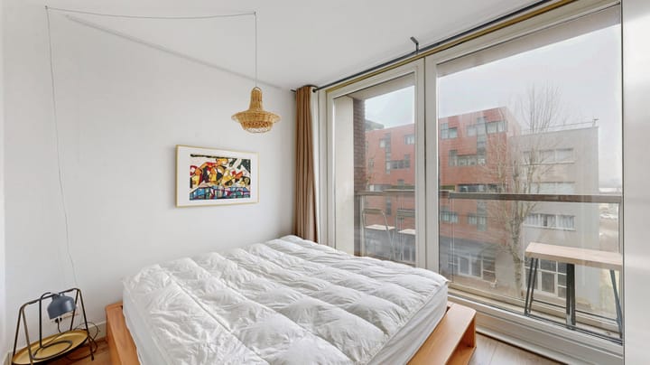 Modern apartment with two balconies and energy label A++ in Amsterdam Houthavens — 18