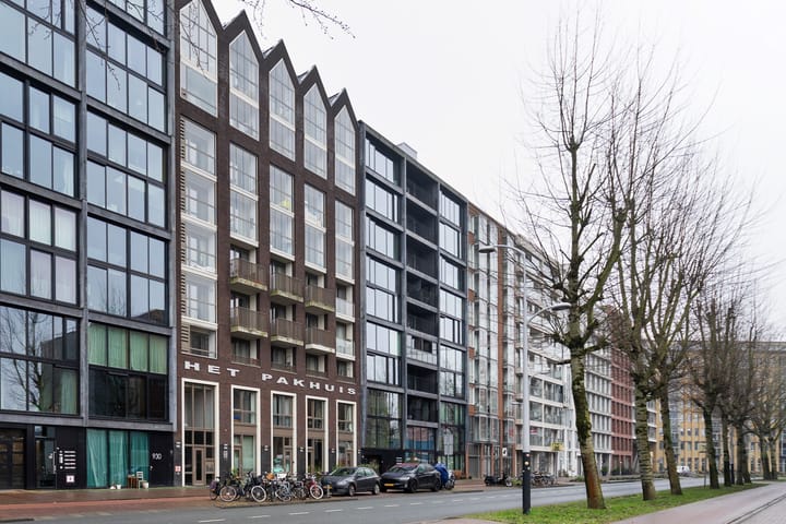 Modern apartment with two balconies and energy label A++ in Amsterdam Houthavens — 28