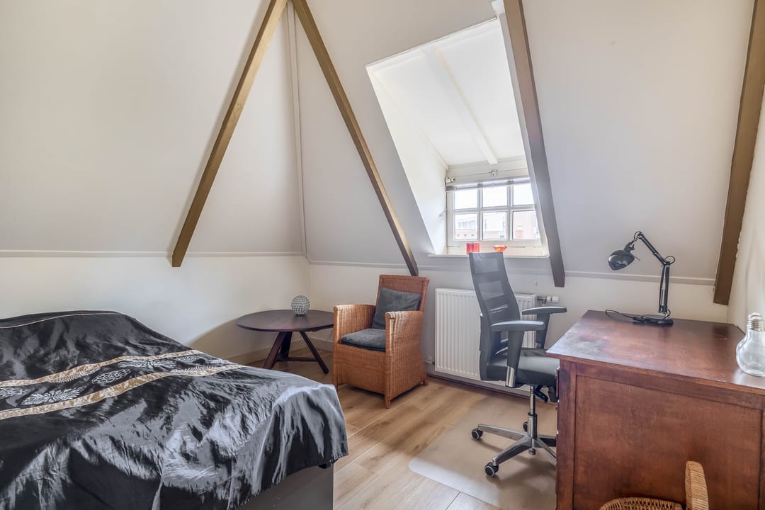 Foto 31 van Poortstraat 4