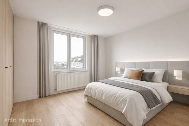 Family Home with 5 Bedrooms, Solar Panels and Sunny Garden — 33
