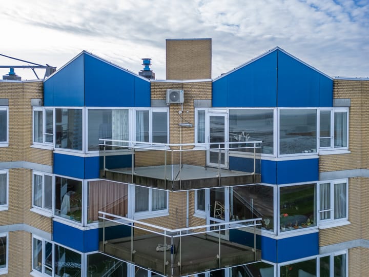 12th Floor Apartment with Panoramic Westerschelde View in Terneuzen — 43