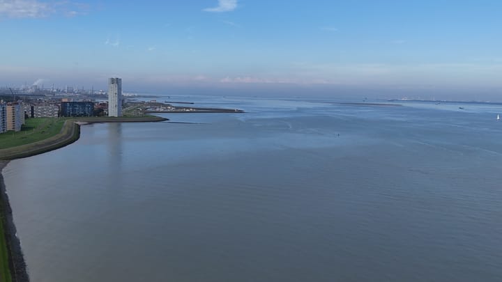 12th Floor Apartment with Panoramic Westerschelde View in Terneuzen — 53