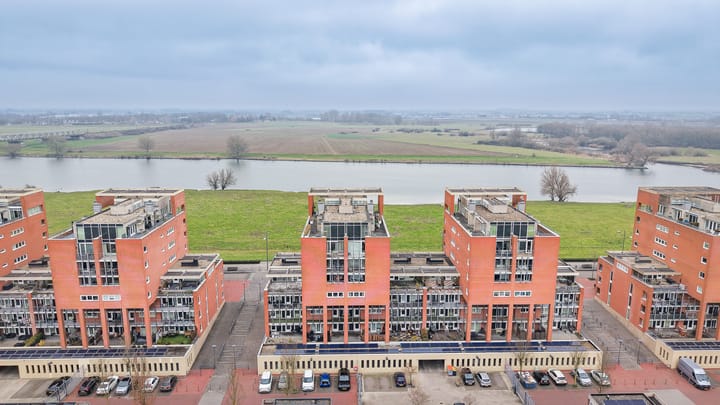 Photo 4 of Maasboulevard 215