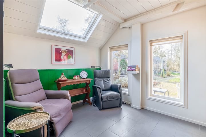 Photo 23 of Hoofdstraat 57