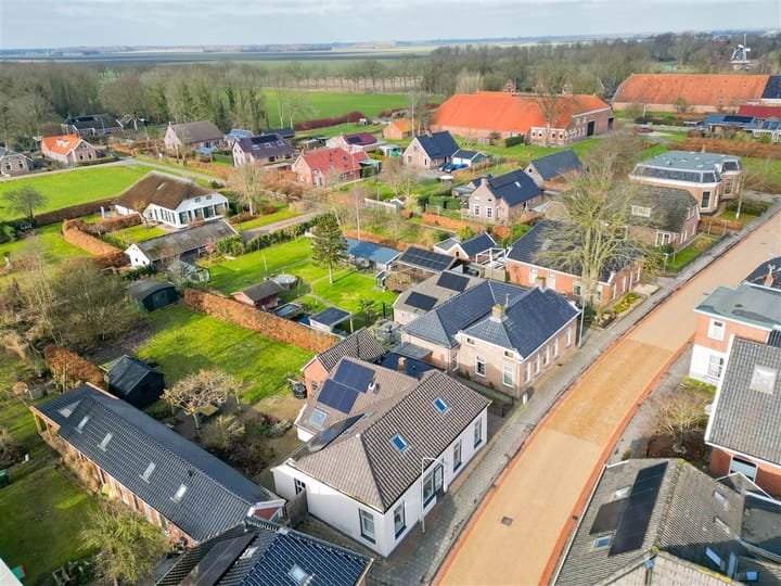 Photo 44 of Hoofdstraat 57