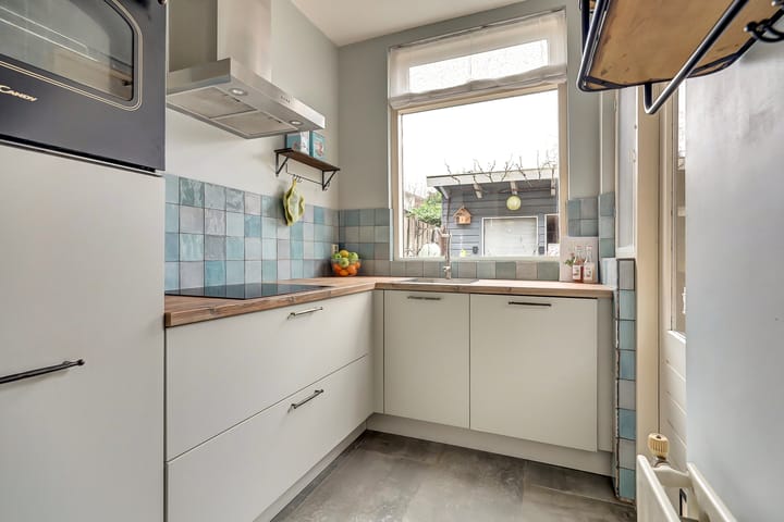 Excellent maintained family home in the center of Vlaardingen — 13