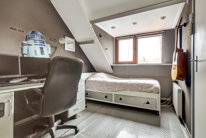 Excellent maintained family home in the center of Vlaardingen — 26