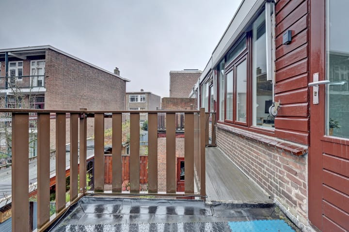 Excellent maintained family home in the center of Vlaardingen — 28