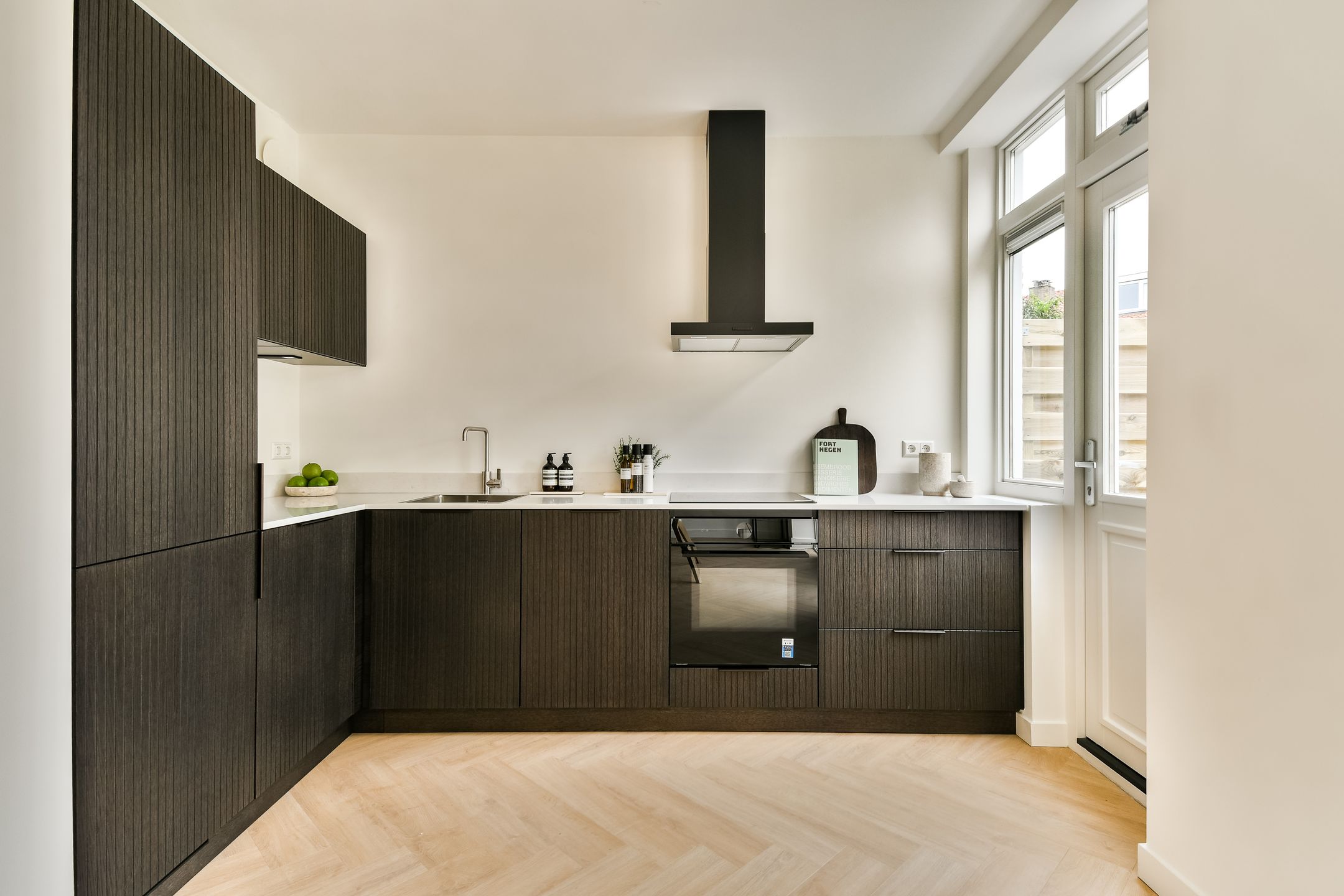 Photo 9 of Icaruslaan 30