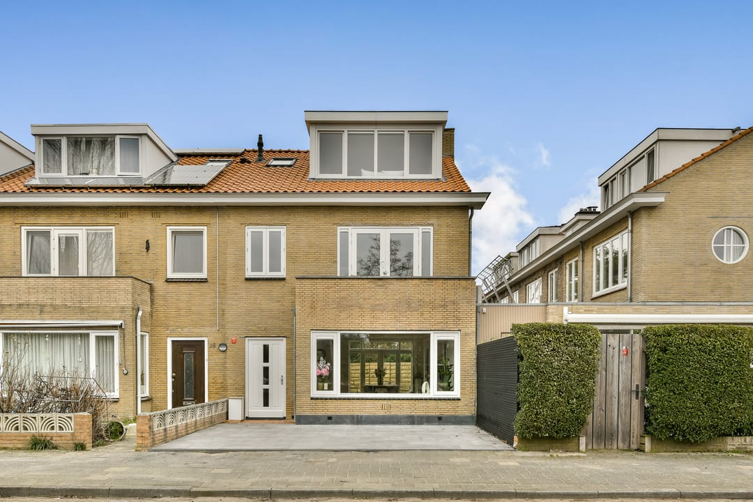 Photo 1 of Icaruslaan 30