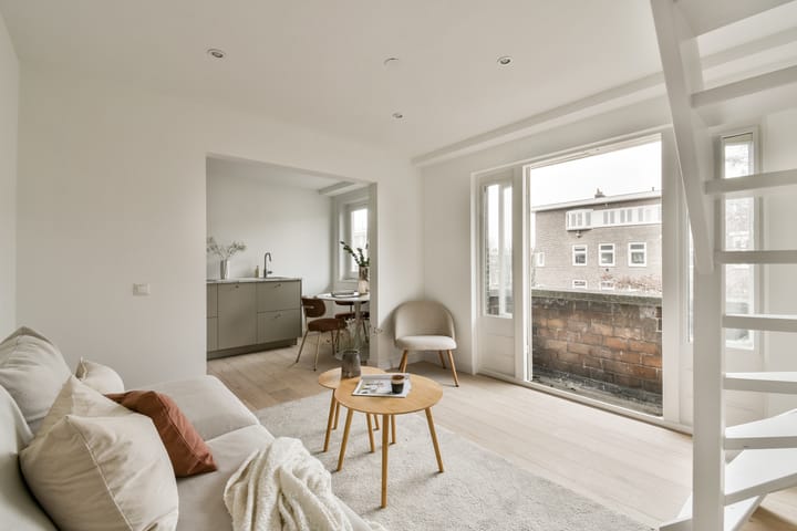 Photo 2 of Uiterwaardenstraat 94-A4