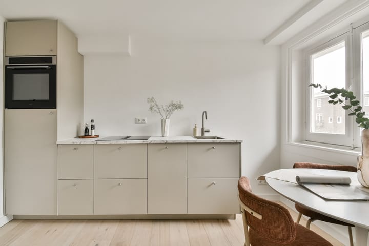 Photo 5 of Uiterwaardenstraat 94-A4