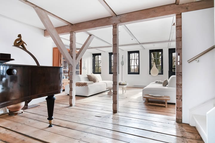 Monumental Former Cheese Warehouse with Water Views in Historic Edam Center — 45