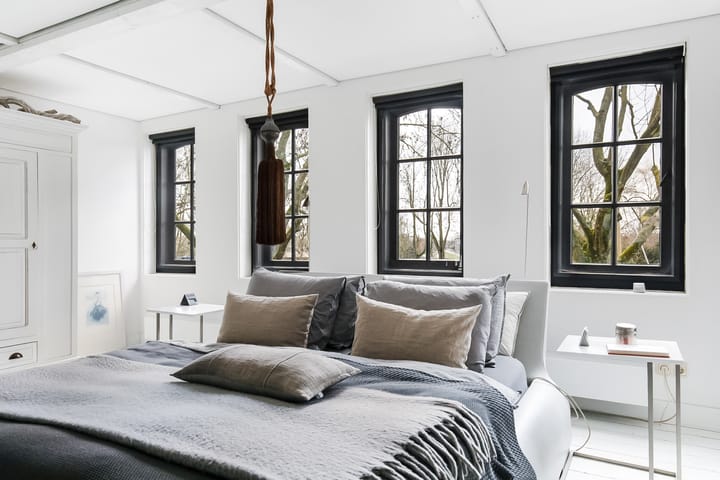 Monumental Former Cheese Warehouse with Water Views in Historic Edam Center — 84