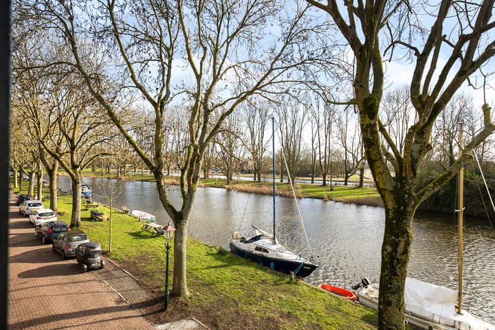 Monumental Former Cheese Warehouse with Water Views in Historic Edam Center — 96