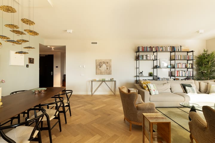 Luxurious 4-Room Apartment with South-Facing Terrace in The Mayor — 30