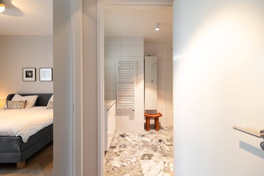 Luxurious 4-Room Apartment with South-Facing Terrace in The Mayor — 45