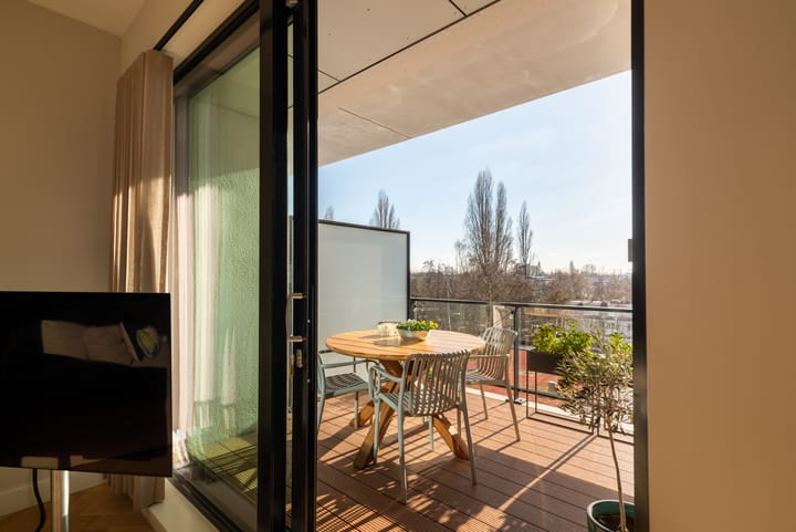 Luxurious 4-Room Apartment with South-Facing Terrace in The Mayor — 15