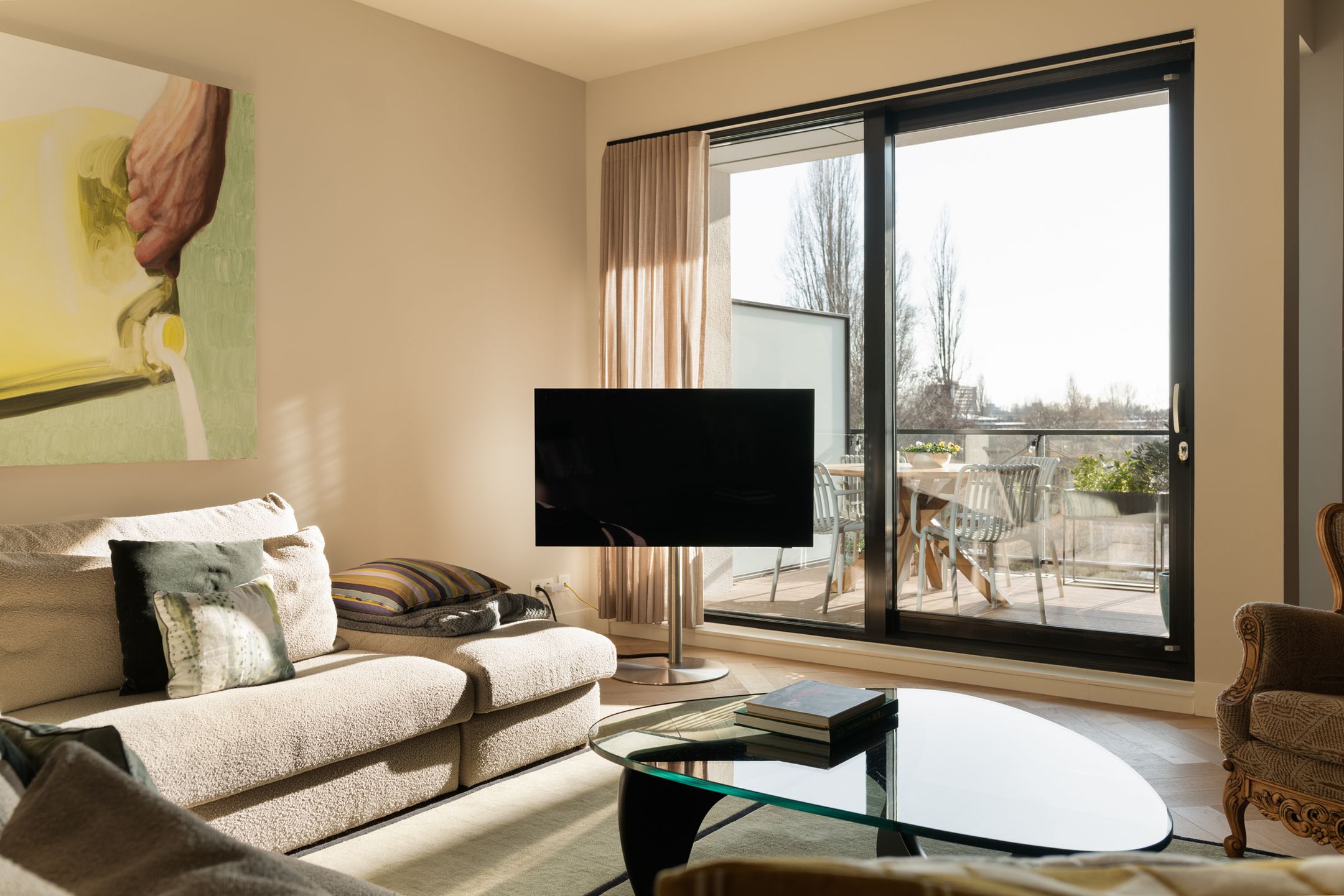 Luxurious 4-Room Apartment with South-Facing Terrace in The Mayor — 12