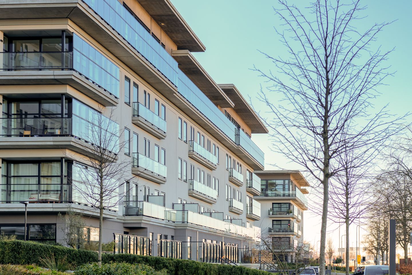 Luxurious 4-Room Apartment with South-Facing Terrace in The Mayor — 99