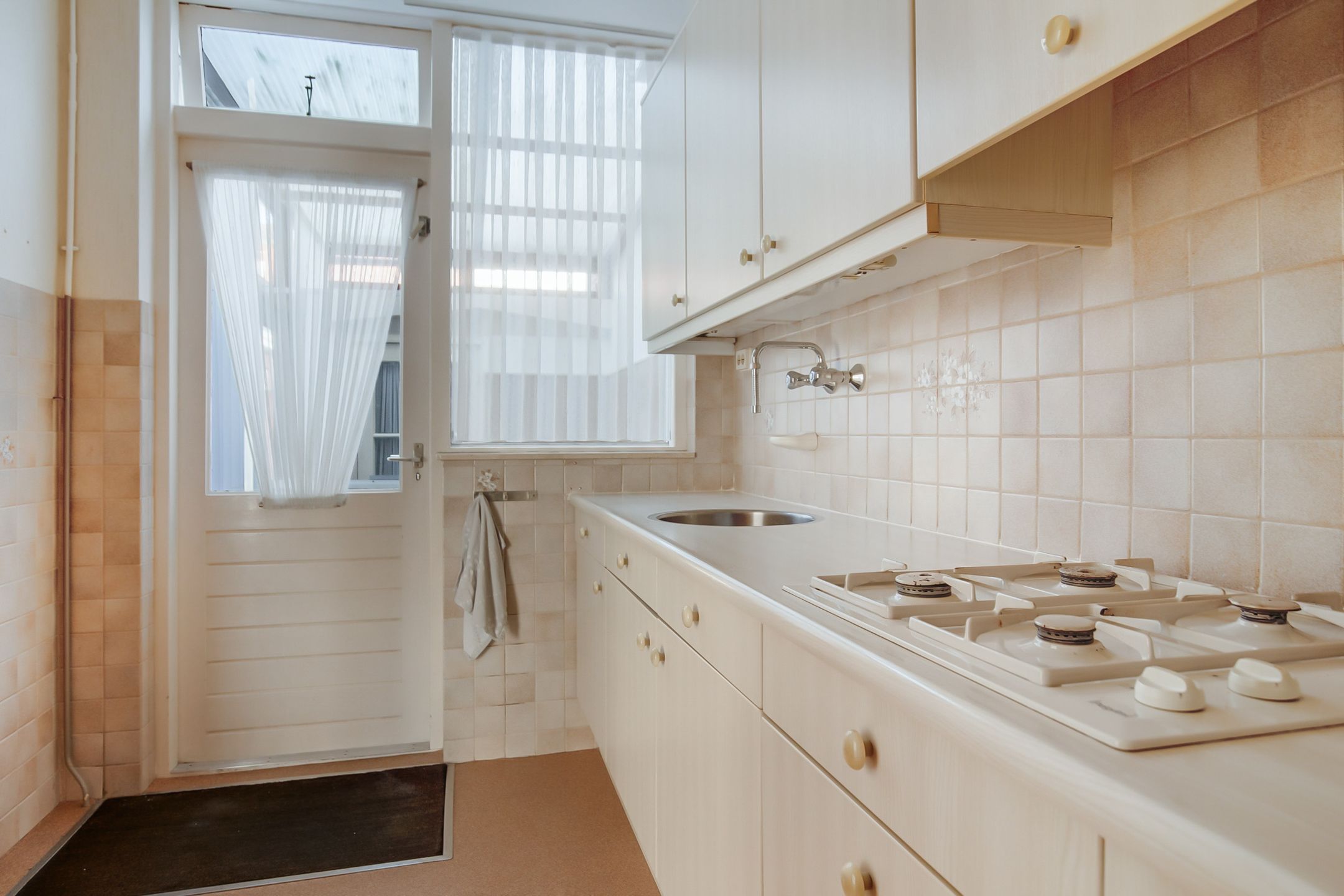 Well-maintained terraced house in child-friendly Volendam-Bloemenbuurt — 18