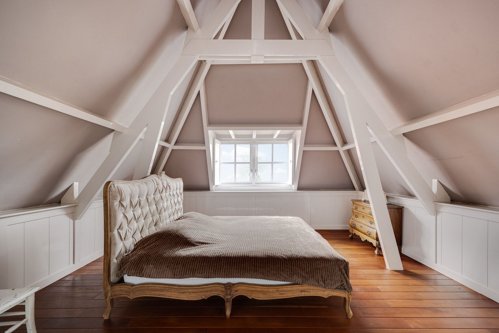 Characterful Waterside Home Near 's-Hertogenbosch — 48