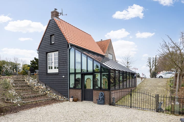 Characterful Waterside Home Near 's-Hertogenbosch — 65