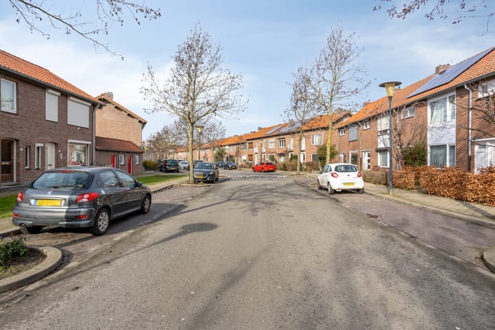 Foto 2 van Minister Talmastraat 7