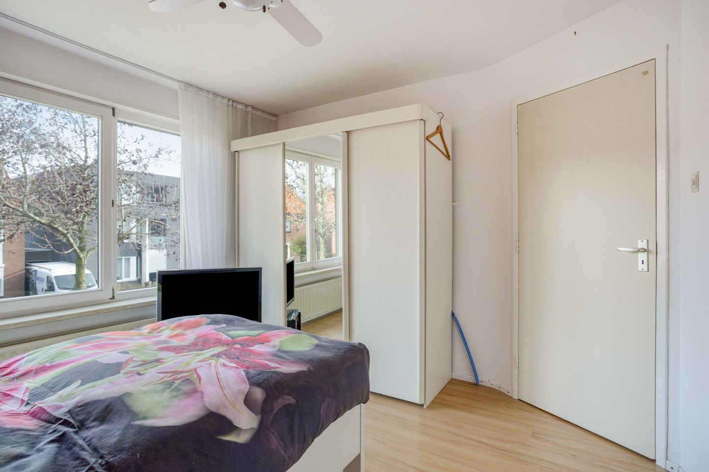 Foto 19 van Minister Talmastraat 7