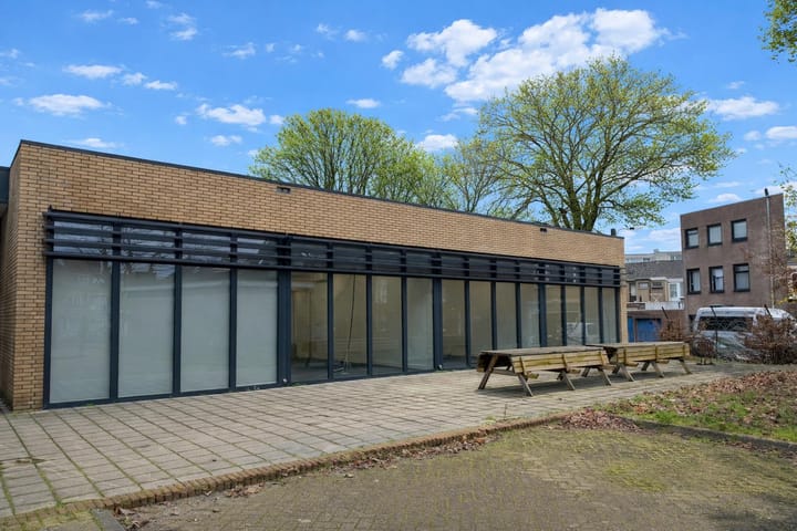 Radiostraat 23, Tilburg