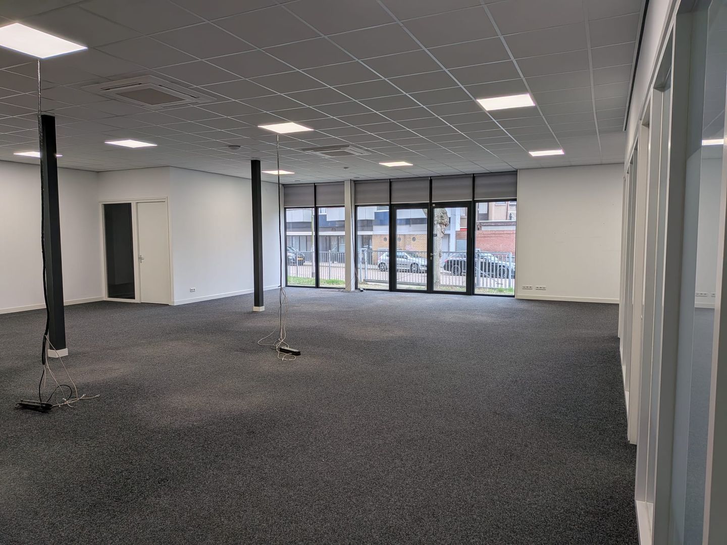 Bekijk foto 2 van Radiostraat 23