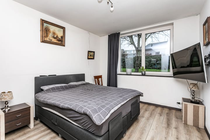 Foto 10 van Julianastraat 12