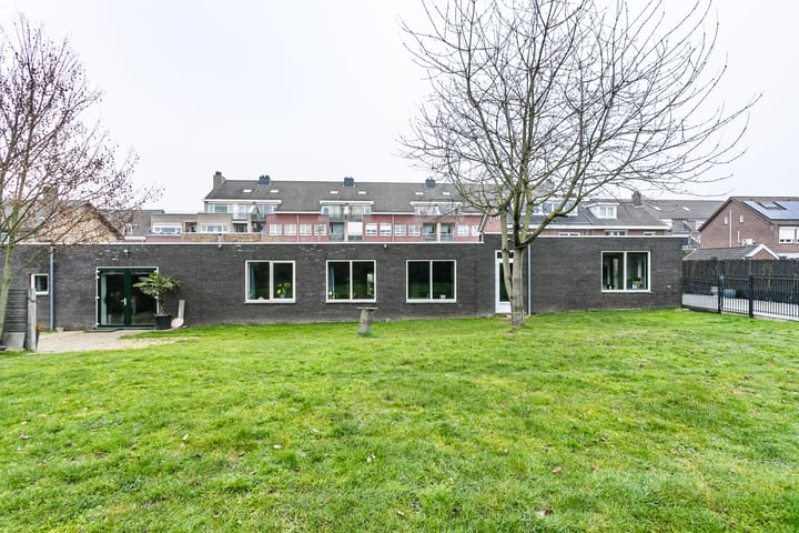 Foto 44 van Julianastraat 12