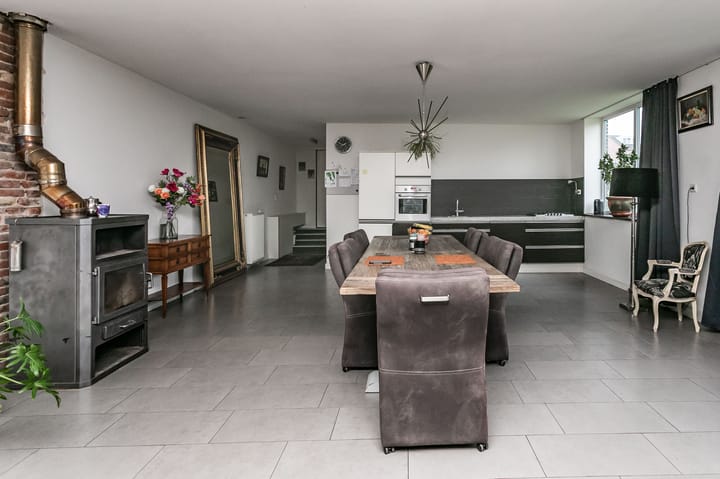 Foto 28 van Julianastraat 12