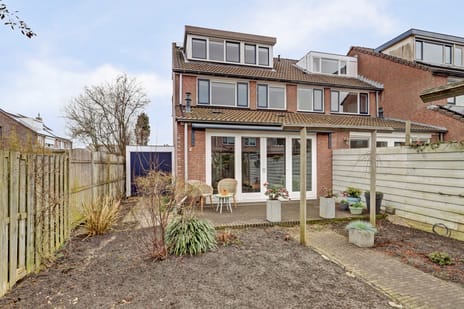 Fuut 12 secondary image