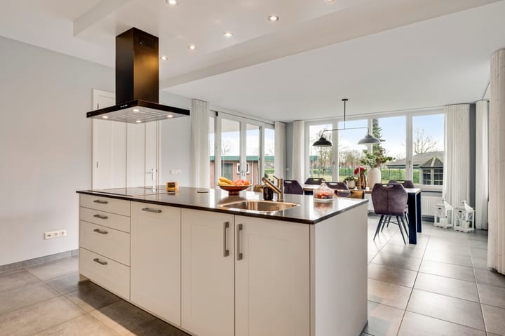 Photo 2 of Grotesteeg 27