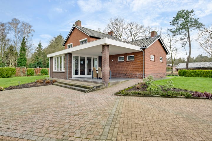 Photo 4 of Grotesteeg 27